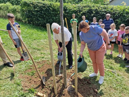 20250606-Obisk-Milana-Kucana-048